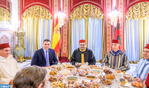 SM le Roi offre un iftar en l'honneur de M. Pedro Sanchez, président du gouvernement espagnol