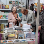 SIEL de Rabat : Rachid Chennani signe son recueil de poèmes ‘’Kawarite wa Azhar’’