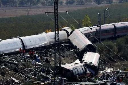 Espagne : le bilan de la collision ferroviaire grimpe à 68 morts